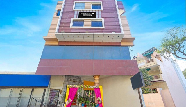Townhouse Oak Rohtak Bus Terminal