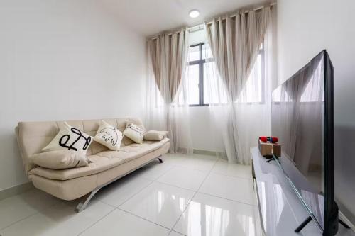 Trader Park Cheras Luxury C180 Food Street