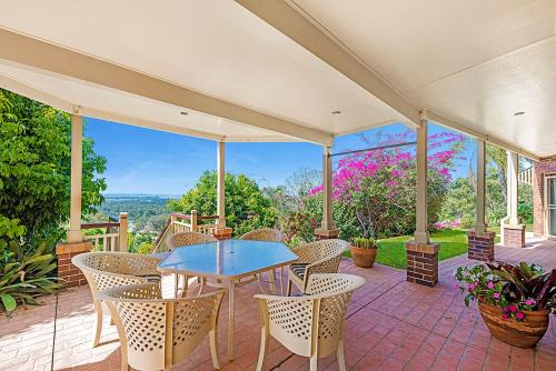 Tranquil Garden Hideaway in Ormeau