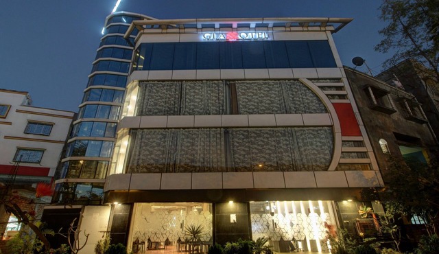 Treebo Glassotel Near Ruby Hospital