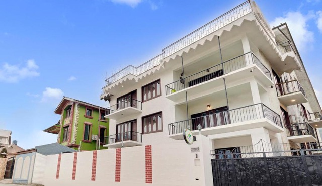 Treebo Vitasta Villa, Srinagar