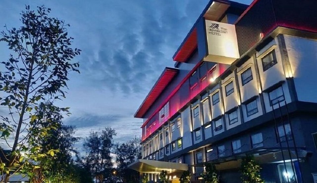 TSR Seafront Hotel