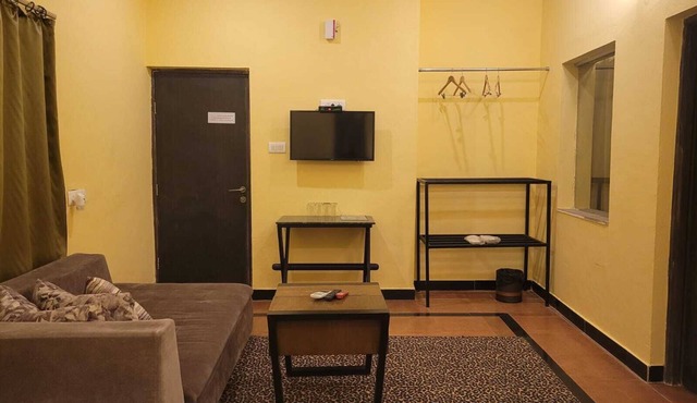 Tuli Veer Bagh Resort & Spa