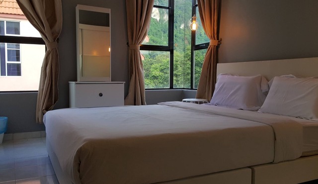 Tulip Hotel
