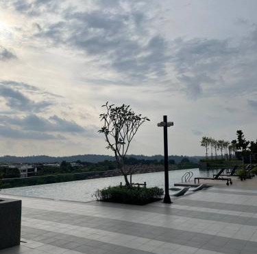 Tulip Residence Modern Stay