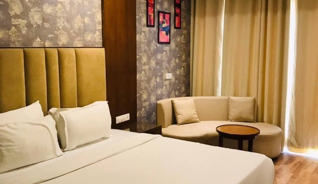 TULIPS RESORT