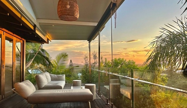 Unique Beachside Treetop House Overlooking Noosa National Park for EPIC Sunsets. in Peregian Beach