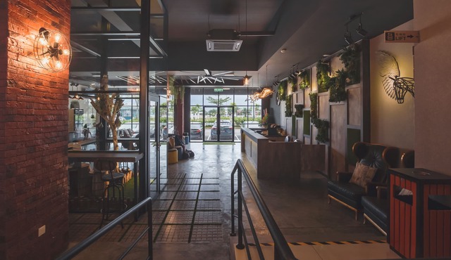 V3 Hotel & Residence Seri Alam