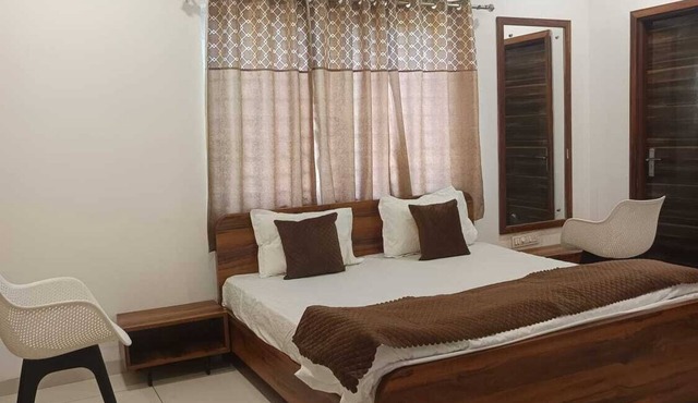 Vaatsalya Rooms