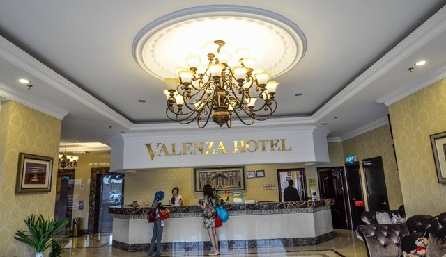 Valenza Hotel & Cafe