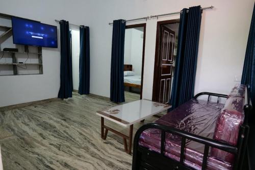 Velankanni Home Stay