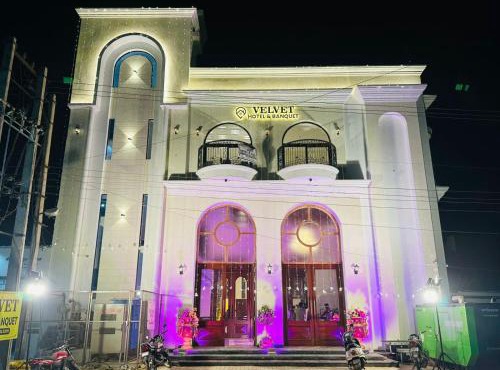 Velvet Hotel & Banquet