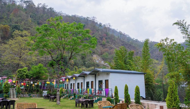 Velvet Valley Resort