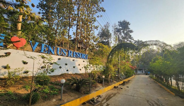 Venus Resort & Coffee House