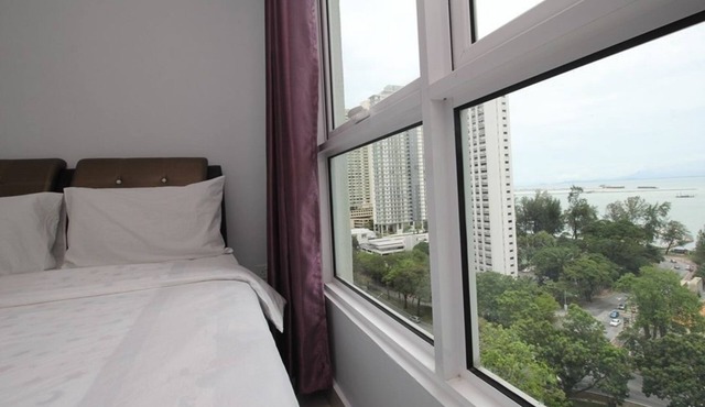 Vibrant Penang Attractions Steps Away