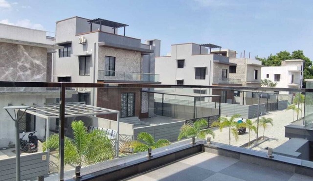 Villa Riviera