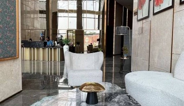 VistaStay – Top-Floor Tranquility at LuxuryHeights