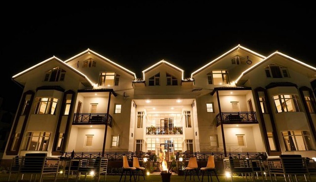 Walisons Homestay Spirea 3 - BHK with Balcony B2