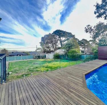 'Wallan luxury house