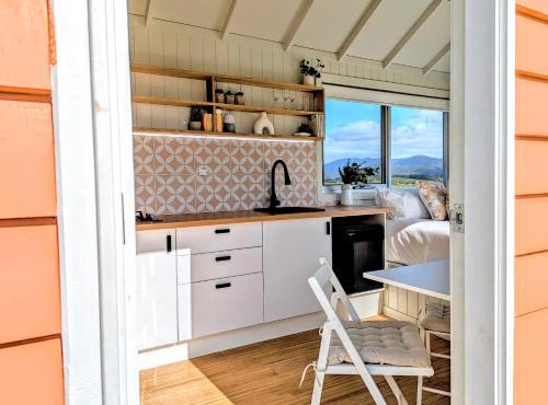 Warburton Tiny House - Tiny Stays in Yarra Junction