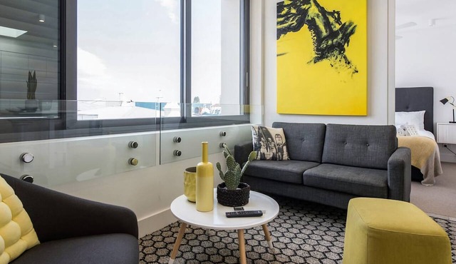 Warm Bondi Hideaway Heated Top Floor Stay