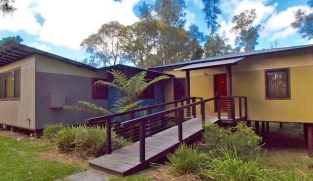 Waterfront Hideway by Book Jervis Bay - Sanctuary Point - The Ultimate Spot to Relax