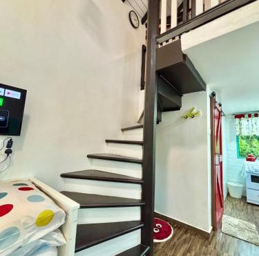 Wifi Netflix Tiny House near Jetty of Kuala Besut 4 pax