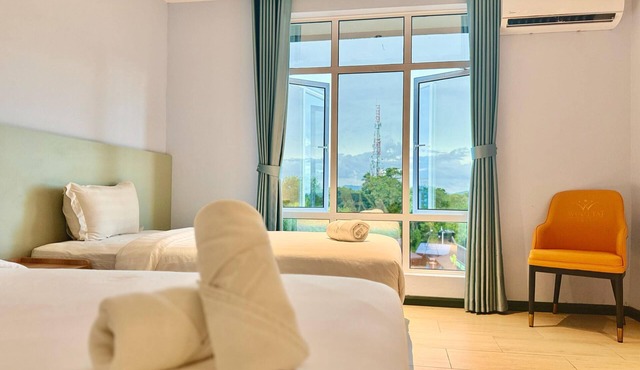Wing Tat Grand Hotel