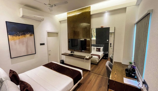 Wishotel Premier Parth Residency
