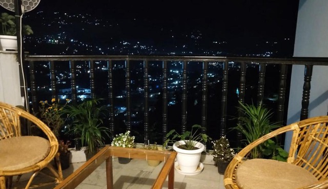WonderView Hill Stay