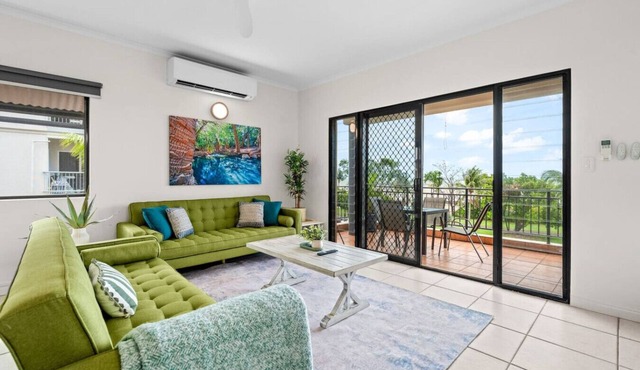 Zen Emerald Shore: sea view - balcony - parking in Rapid Creek