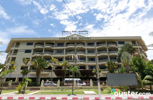 Coral Bay Resort