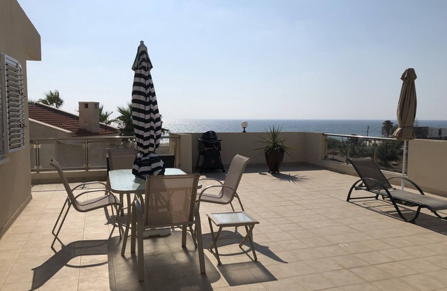 Faros Beach 