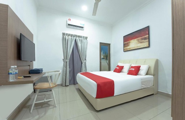 Oyo Sungai Rengit City Resort 