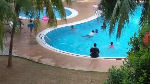 Cocobay Beach Resort 