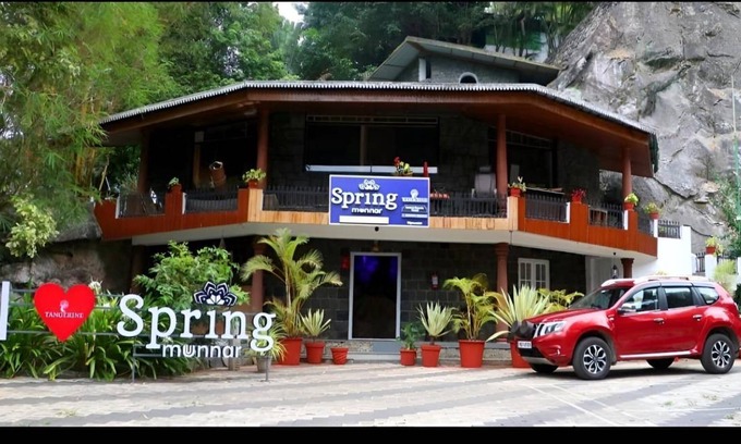 Devikolam Resort | 111 m² Resort ∙ 3 bedrooms ∙ 9 guests