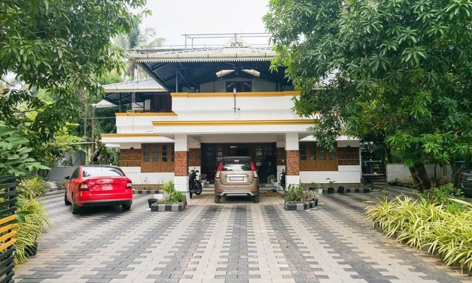 Chittilapilly House | 1500 m² House ∙ 3 bedrooms ∙ 10 guests