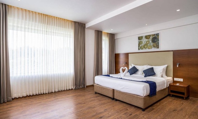 Civil Station Hotel | 350 m² Hotel ∙ 3 guests