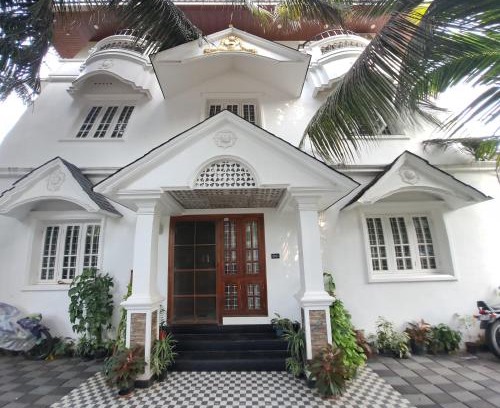 Kochi Bed & Breakfast | annies inn homestay