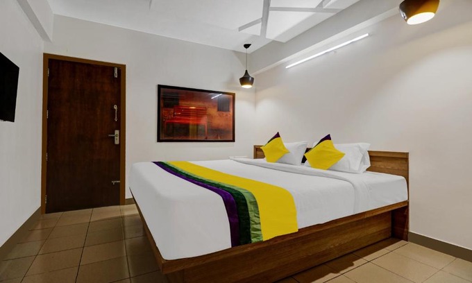 Kozhikode Hotel | Hotel De Lamar