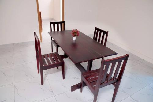 Changanacherry Apartment | Kavunkal Gardens & Homestay