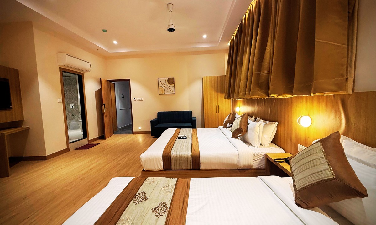 Jogeshwari West Hotel | Hotel Alfa Suites