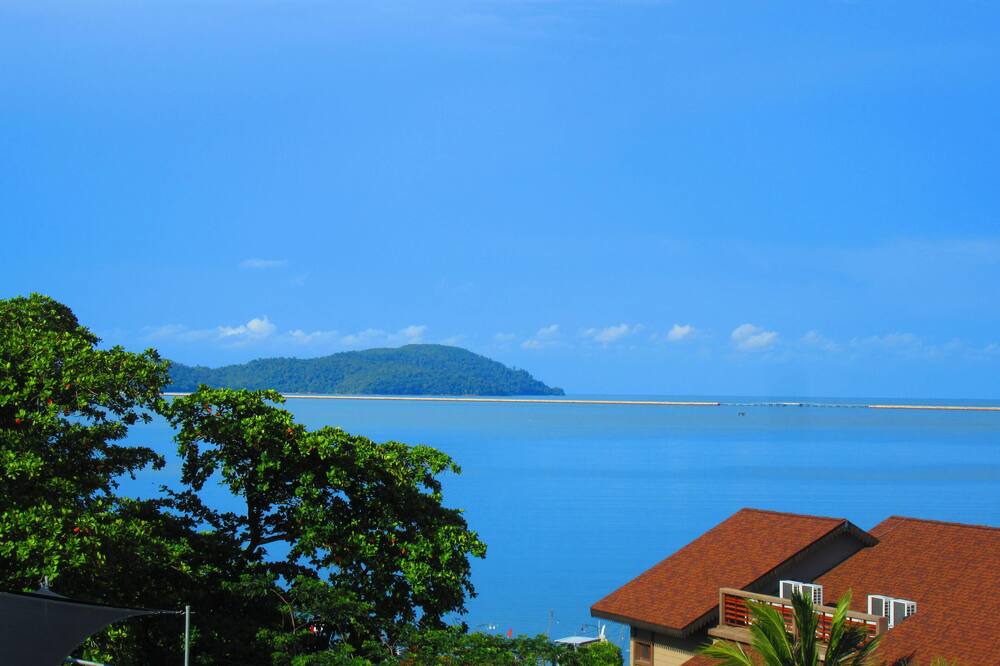 Padang Matsirat Apartment | Penthouse flr sea view quiet fibre long short stay