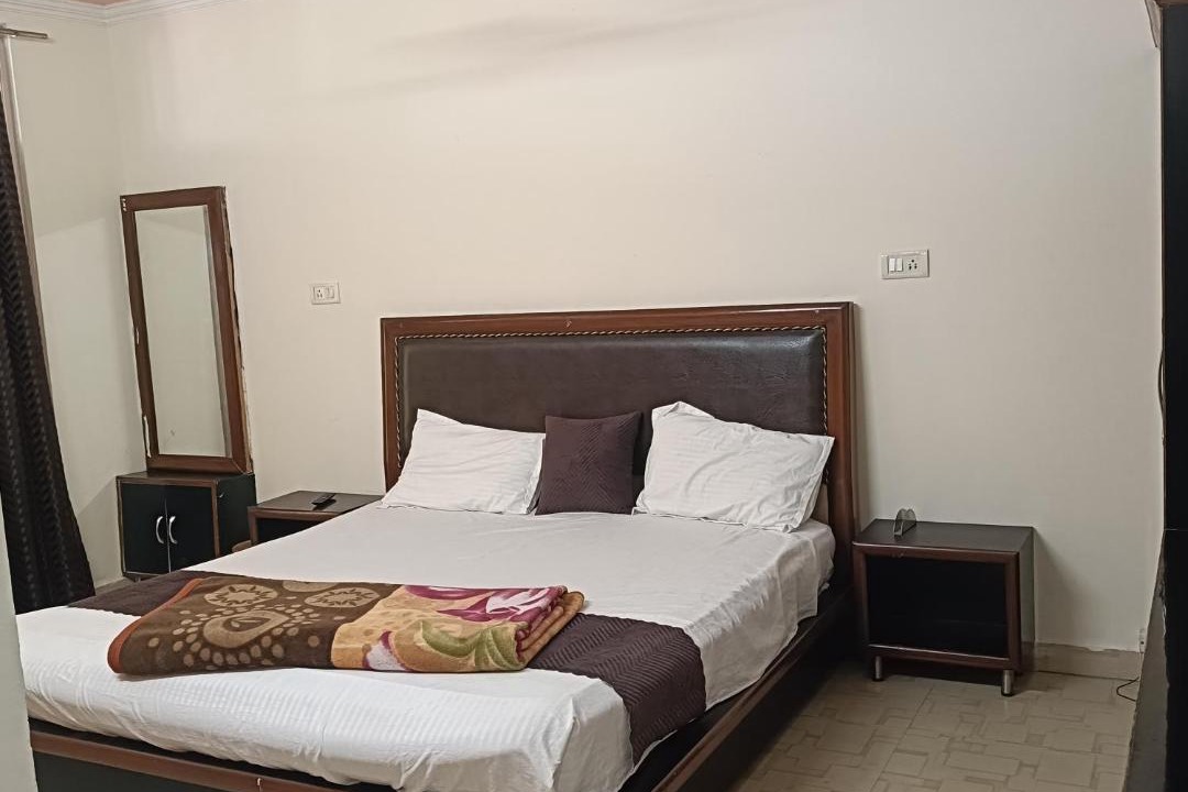 Deoghat Hotel | Star view