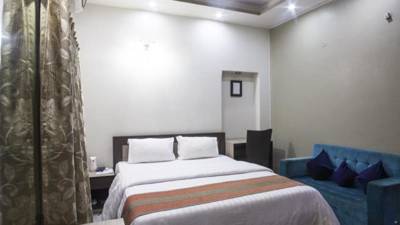 Photo of Bedroom in Sector 1