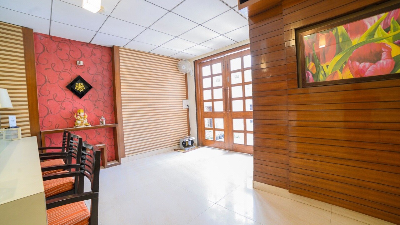 Photo of Bedroom in DLF City