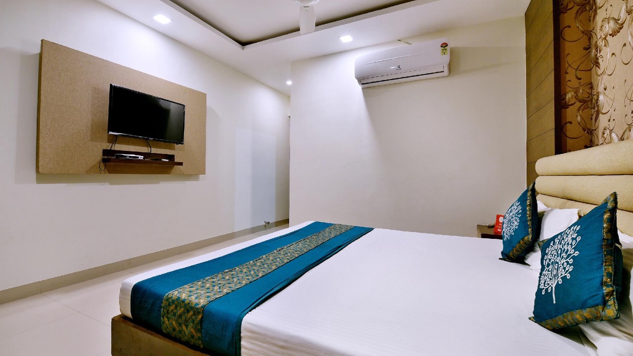 Photo of Bedroom in Ujjain