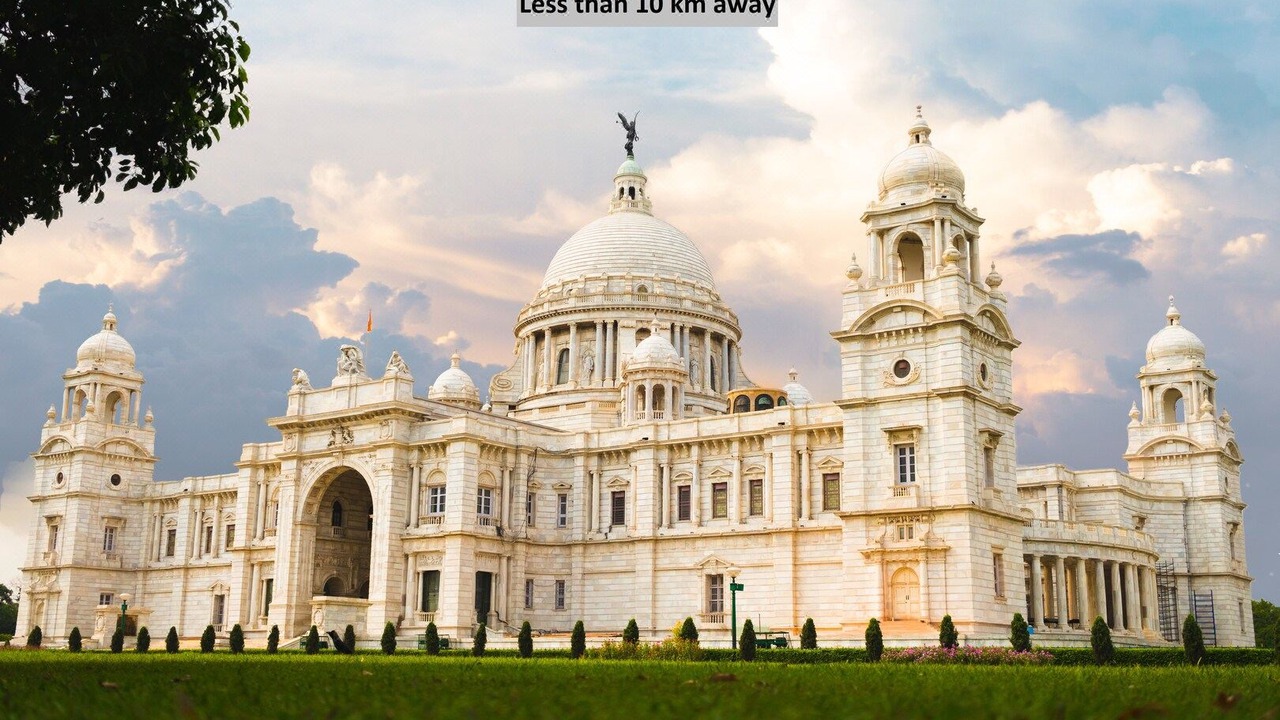 Photo of Buildings in Kalighat