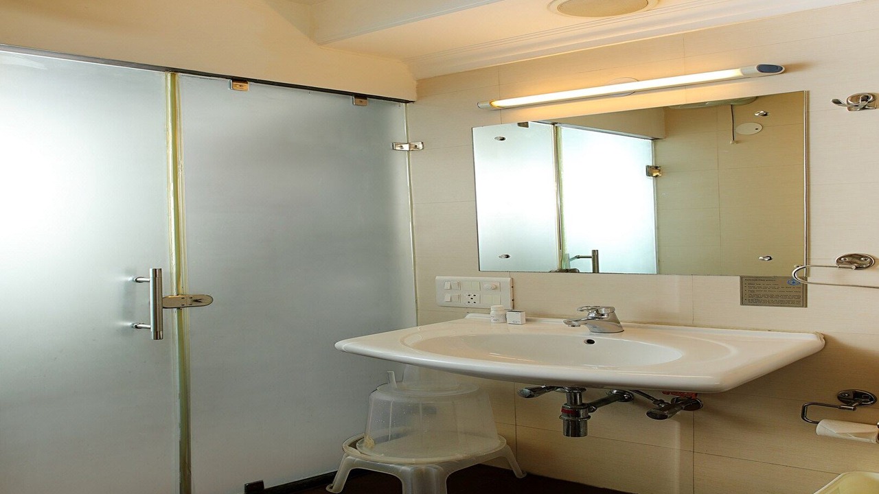 Photo of Bathroom in DLF City