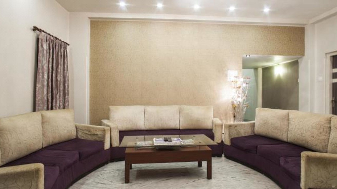 Photo of Livingroom in Sector 1